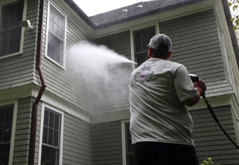 Commercial pressure washing service by Lyndhurst Power Washing at Lyndhurst business